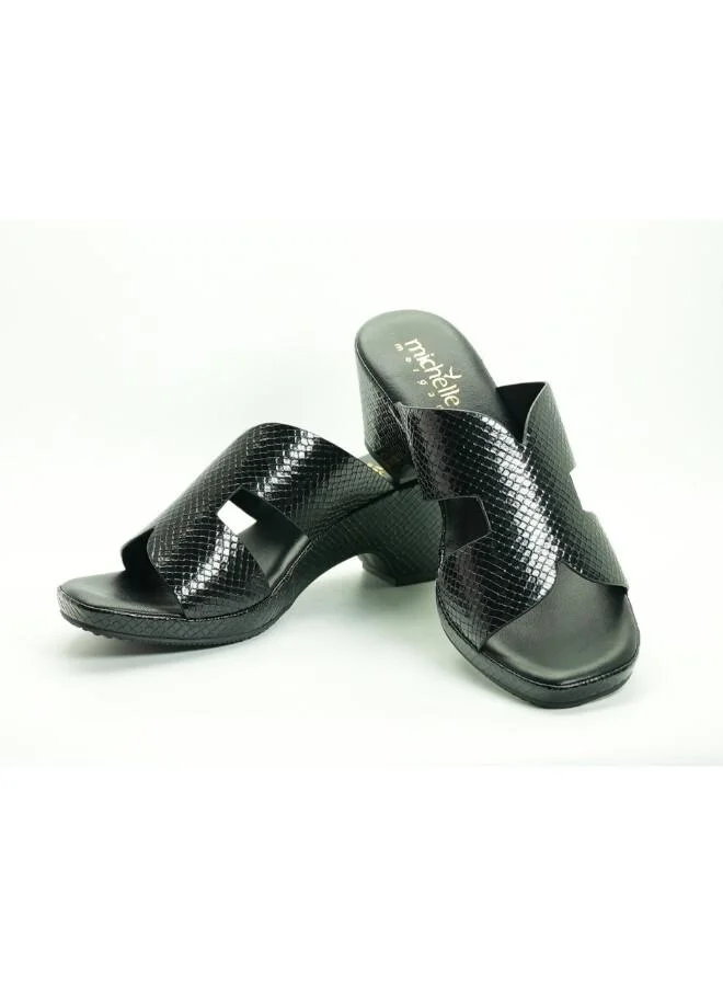 ميشيل مورجان 092-3077 Michelle Morgan Women's Patent Croc-Texture Broad Strap Block Heel Sandals 514RJ1I Black