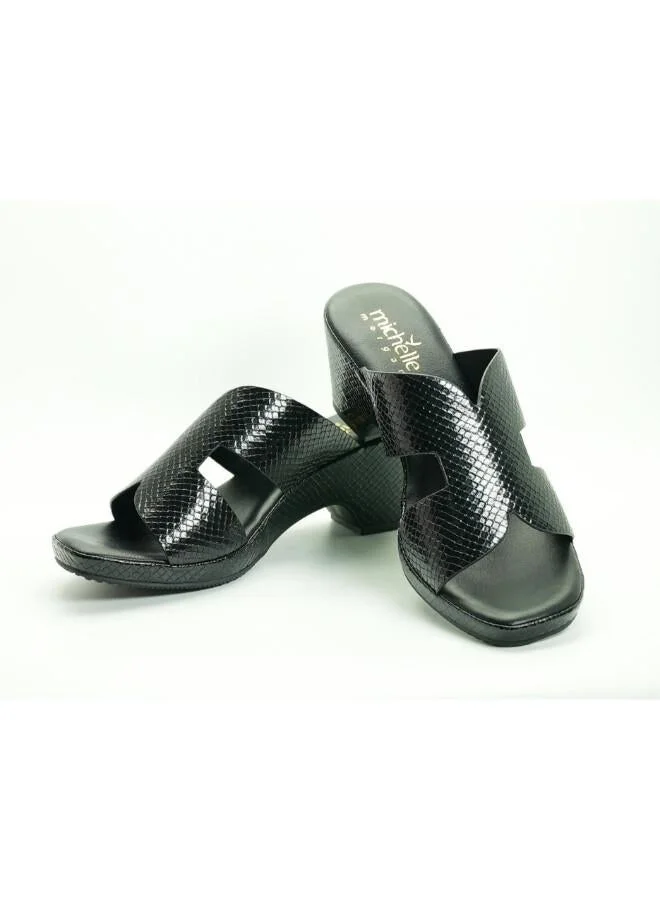 Michelle Morgan Black 092-3077 Michelle Morgan Women's Patent Croc-Texture Broad Strap Block Heel Sandals 514RJ1I Black for Women | Best Price UAE
