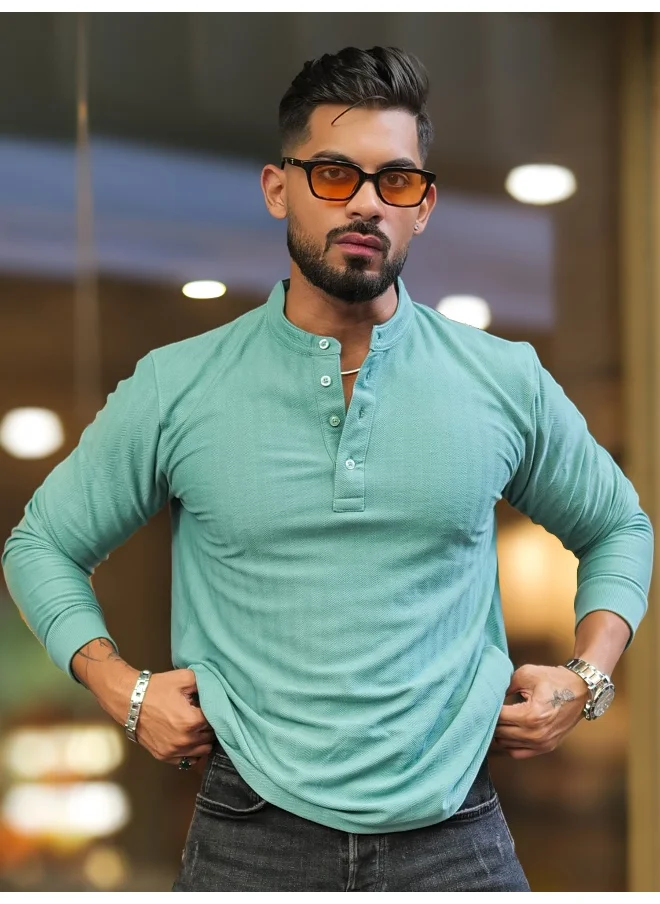 Maniac Mens Solid Textured Henly Neck Full Sleeve Berly Green Slim Fit T-Shirt