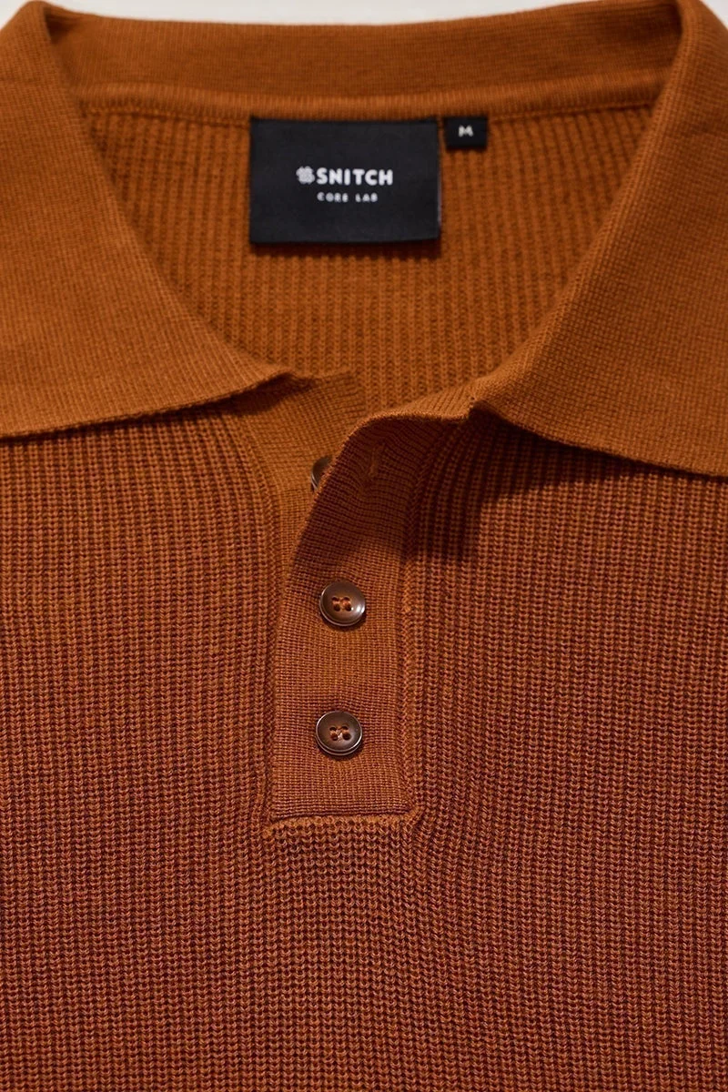سنيتش تيشيرت بولو سادة بني من كور لاب