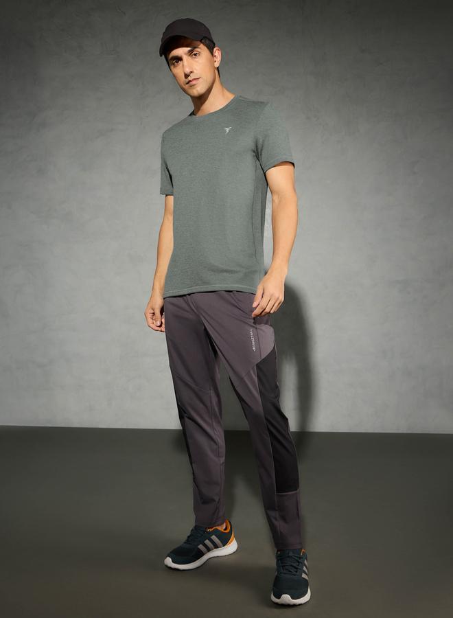 تكنوسبورت تيشيرت تكنوسبورت بأكمام قصيرة وياقة دائرية - Image 1