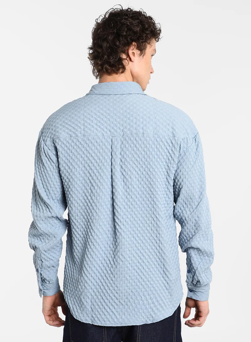 Campus Sutra Men's Cornflower Blue Cubic-Textured Oversized Shirt