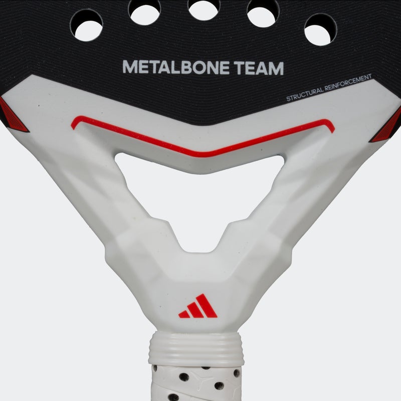 اديداس مضرب بادل Adidas Metalbone Team 3.4 – إطار كربوني خفيف الوزن للقوة والتحكم - Image 3