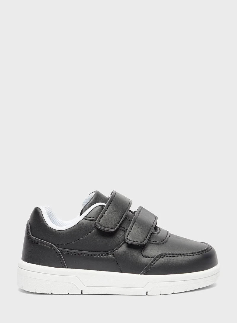 ال بي ال من شو اكسبرس Kids Low Top Velcro Sneakers
