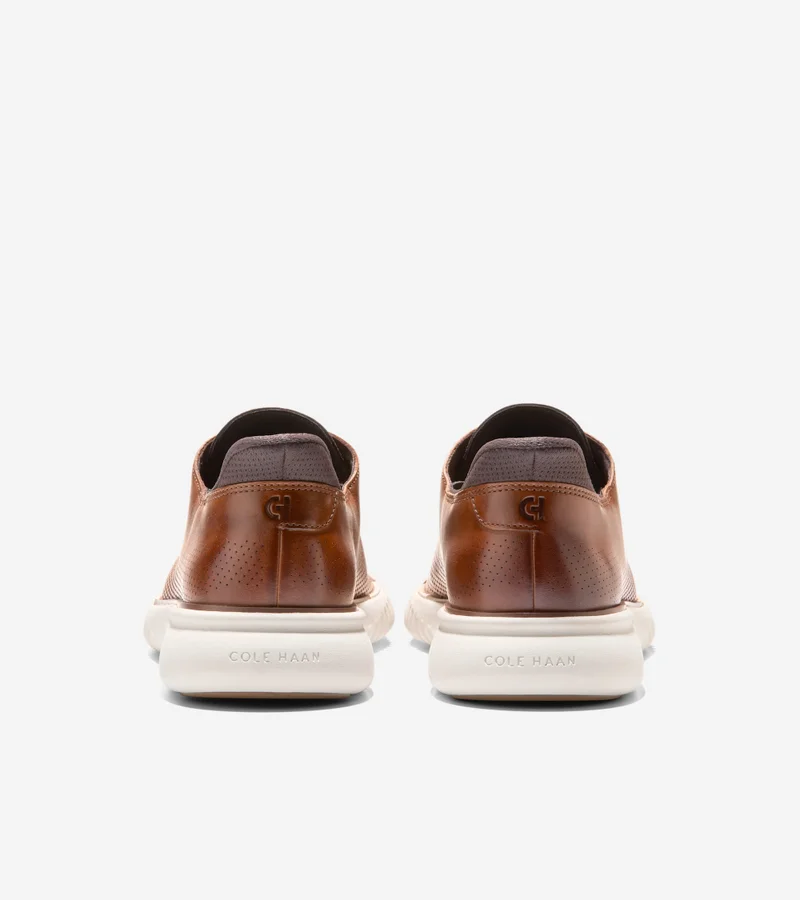 Cole Haan CH BRISTISH TAN / CH DK CHOCOLATE / ANGORA Men's 2.ZERÃ˜GRAND EVO Laser Quick-On Oxfords for Men | Best Price UAE