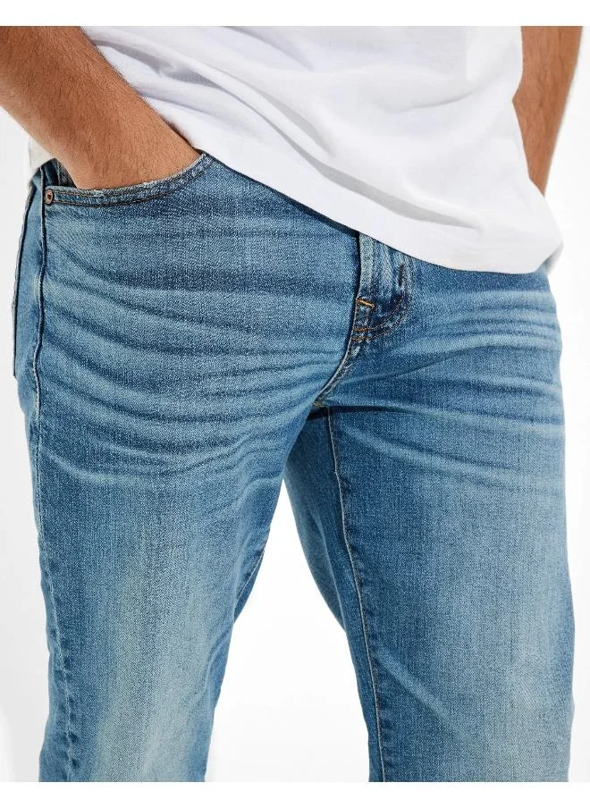 امريكان ايجل Light Wash Skinny Fit Jeans