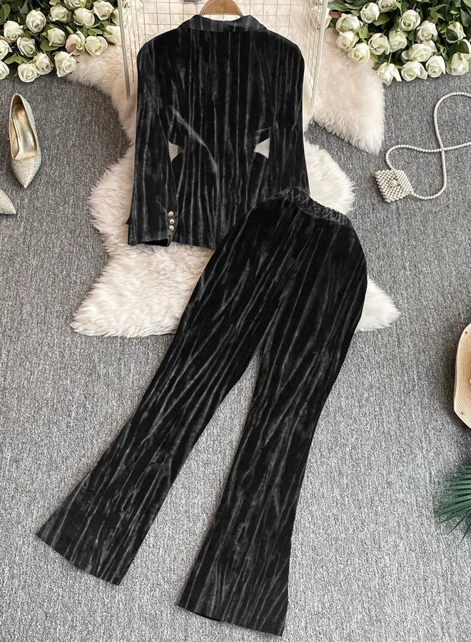 تايك تو طقم منسق من بليزر وبنطال مخملي