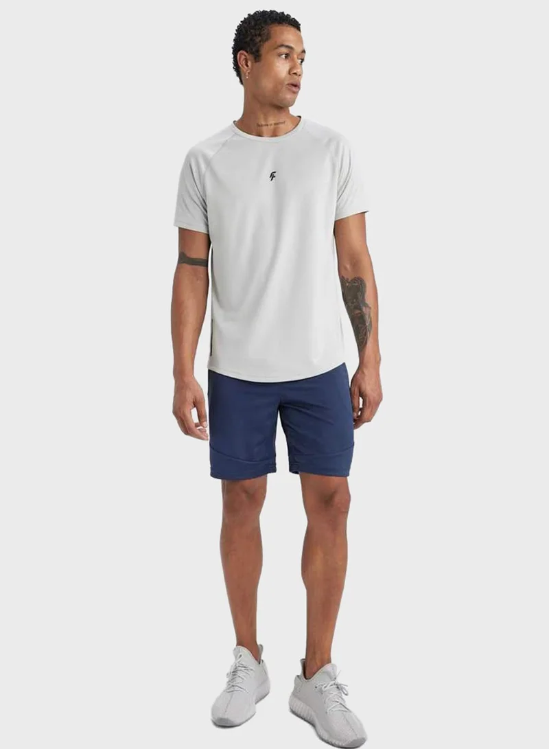 DeFacto Slim Fit Short Leg Short