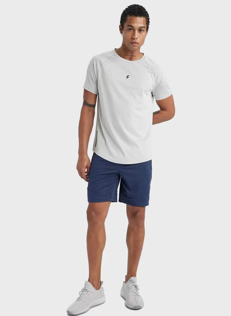 DeFacto Slim Fit Short Leg Short