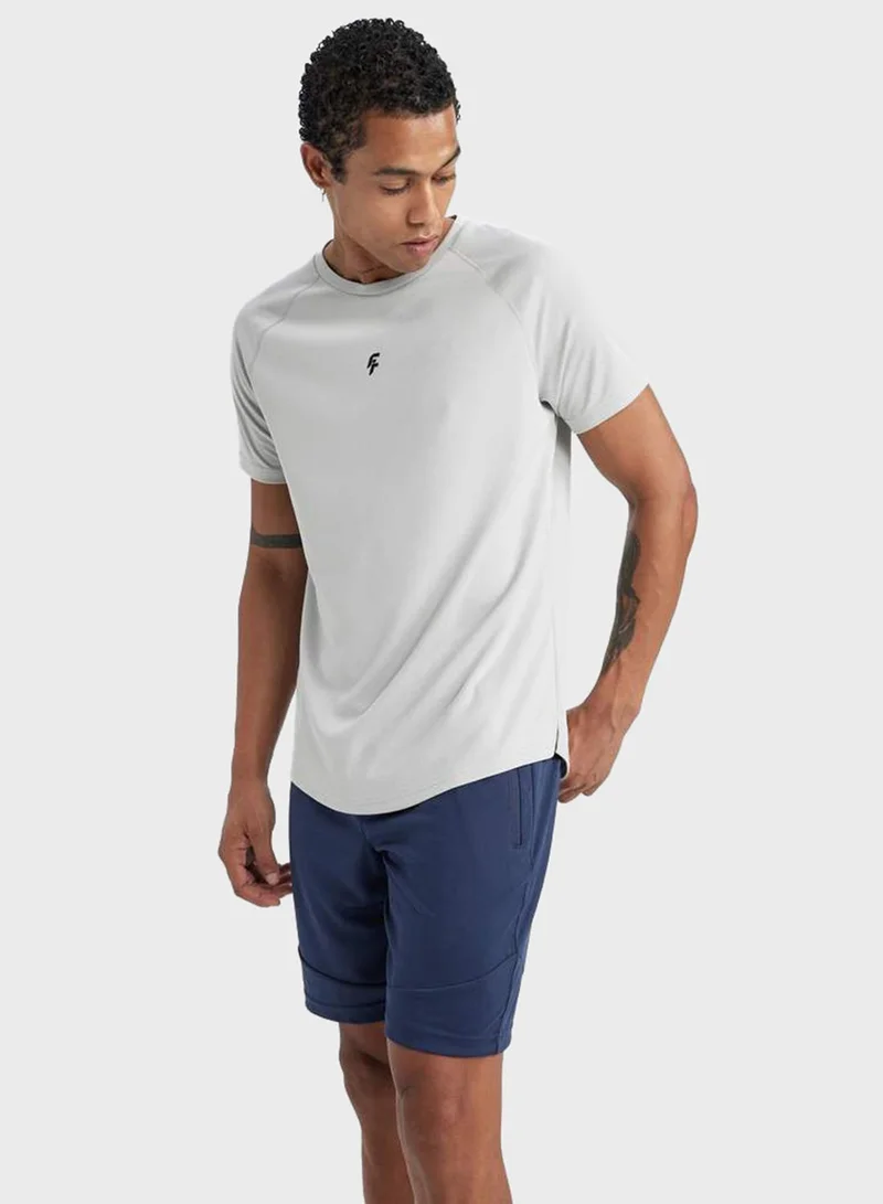 DeFacto Slim Fit Short Leg Short