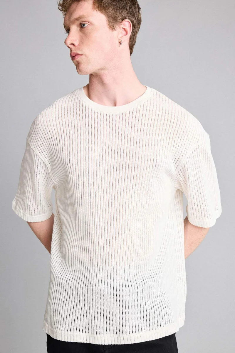 DeFacto Boxy Fit Crew Neck Short Sleeve T-Shirt