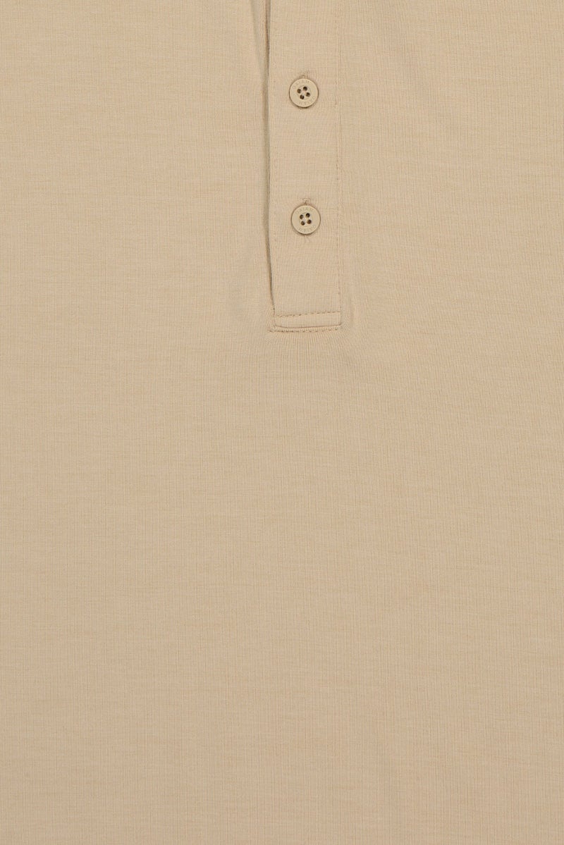 Gaiam Men Slim Fit Short Sleeve Training T-Shirt, Beige - Image 3