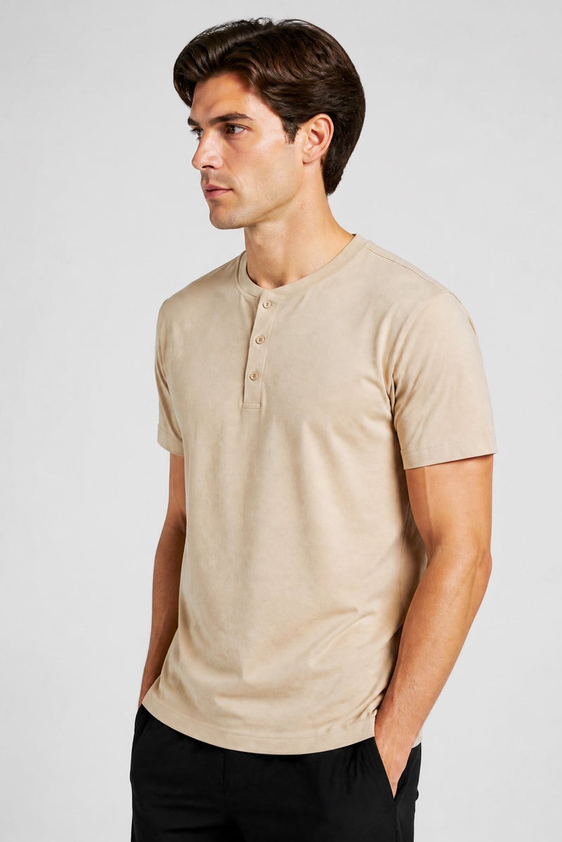 Gaiam Men Slim Fit Short Sleeve Training T-Shirt, Beige - Image 2