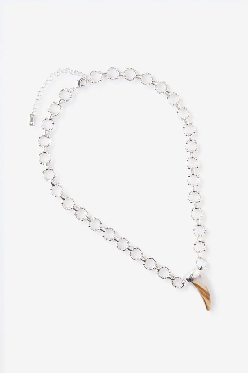 Rubi Pendant Necklace