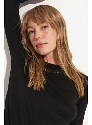 June Women Exclusive Viscose Blend Regular Fit Crew Neck Openwork Detailed Knitwear Sweater Black - pzsku/ZED455C5A14B932E15461Z/45/_/1726729584/fd511c3b-cc64-4802-a6fa-2bc8bcb2fe52