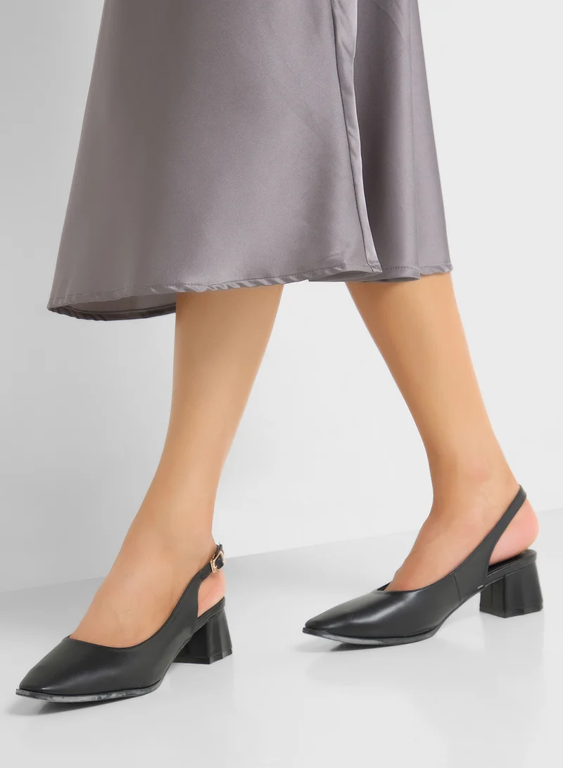إس دي. فيلانو Mid Heeled Pointed Pump