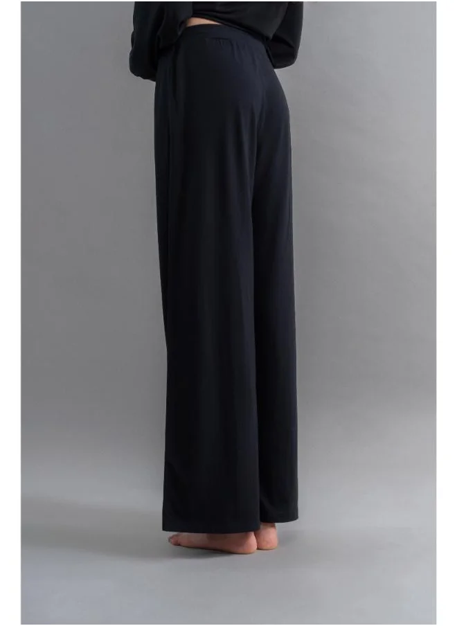NeceSera LuxFlo Travel Black Flared Pajamas