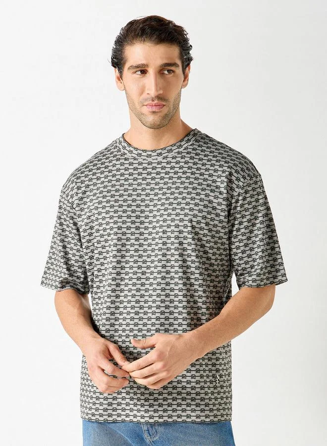 Emperor Printed T-shirt with Short Sleeves