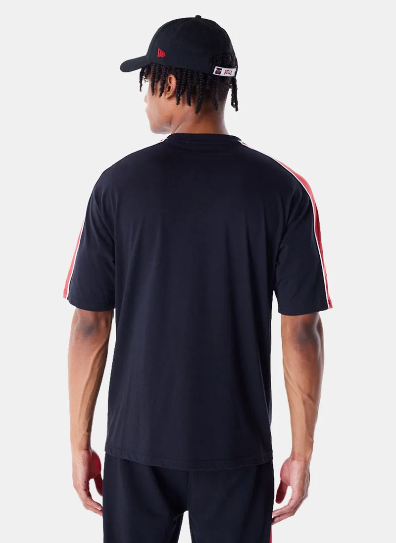 نيو ايرا Men's NBA Chicago Bulls Panel T-Shirt
