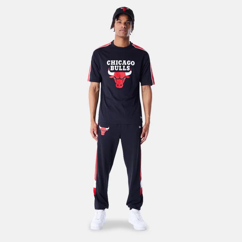NEW ERA Men's NBA Chicago Bulls Panel T-Shirt