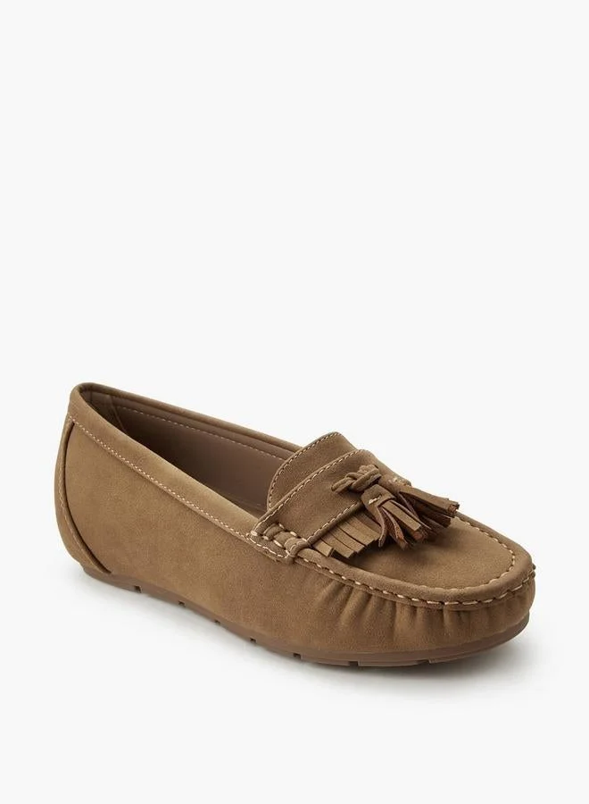 لو كونفورت Suede Loafer With Tassle Detailing