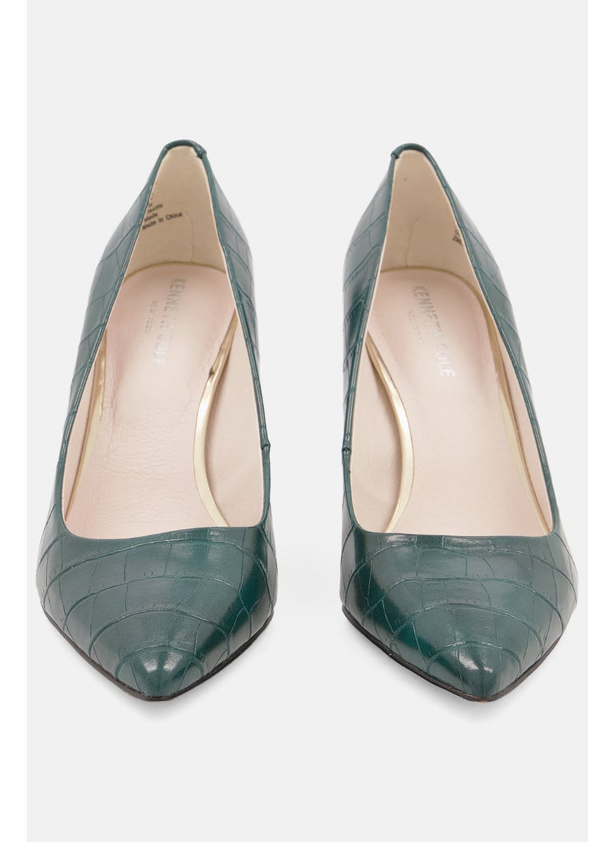Kenneth Cole Women Medium Animal Pattern Slip On Pumps, Green  - Image 2