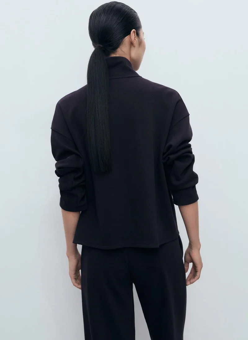 MANGO Turtleneck sweatshirt with zip