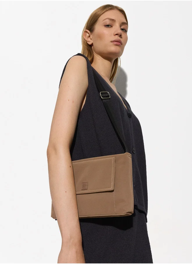 PARFOIS Crossbody Bag With Outer Pocket