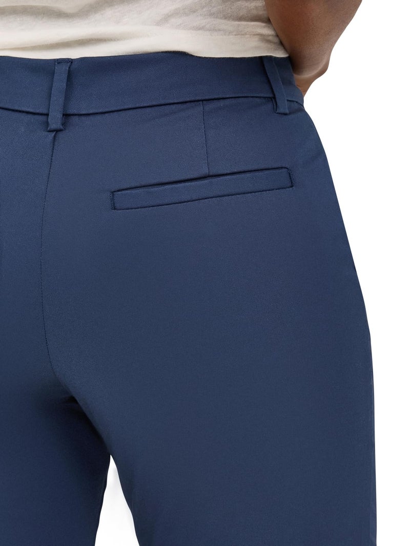 Lee Women's Wrinkle Free 23" Capri Pant, Mood Indigo, 10 - Image 3