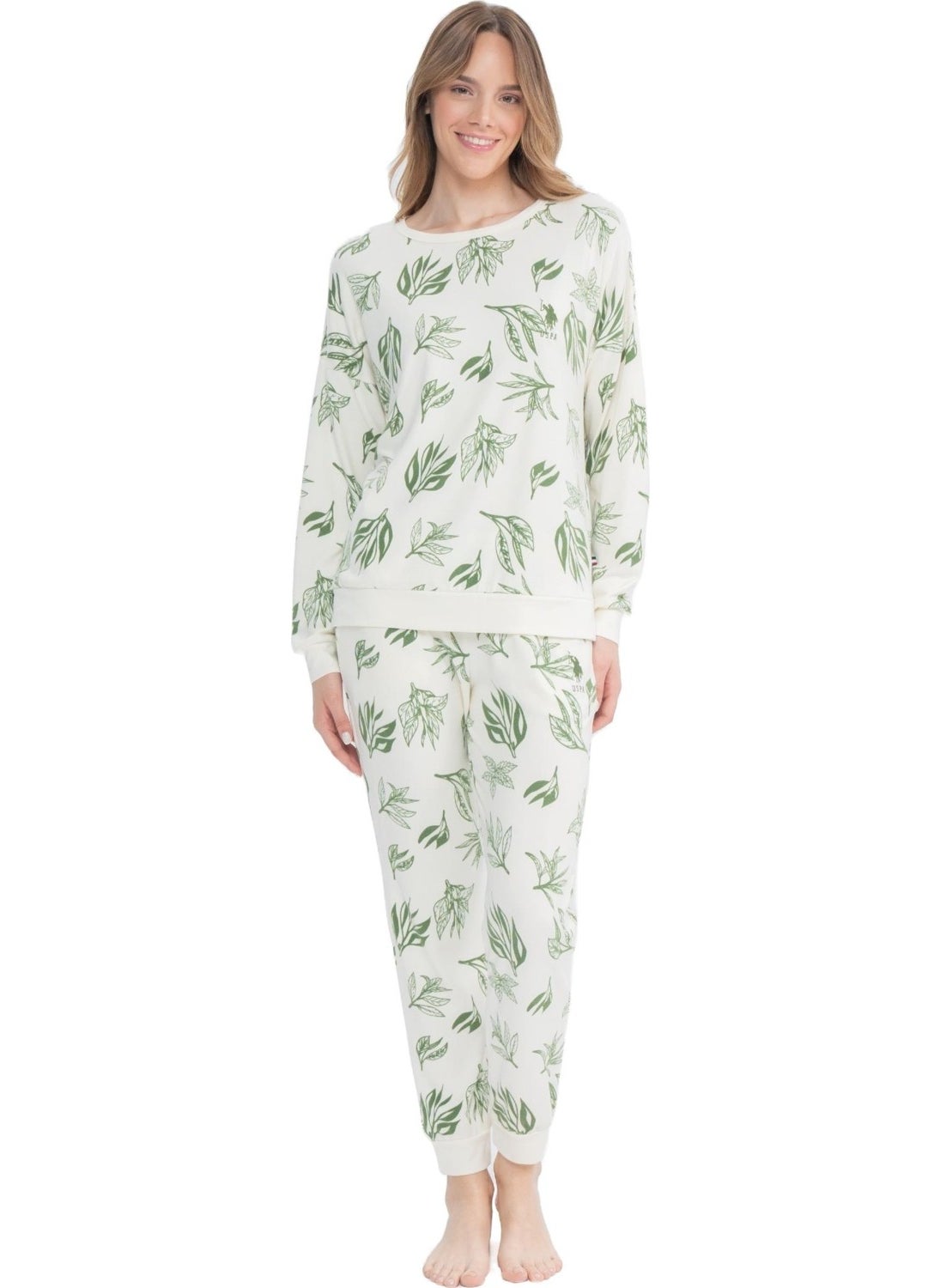 Women's Printed Pajama Set - pzsku/ZED54E04823A9AA024A5AZ/45/_/1730556877/90e64022-d772-4cb3-9547-8d9a28b32401