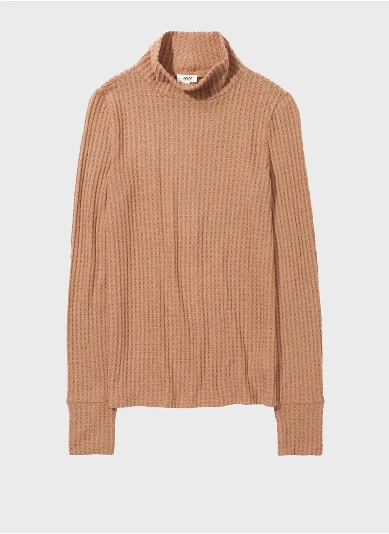 آري من امريكان ايجل Turtle Neck T-Shirt