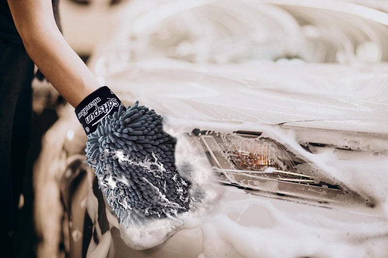 SOFTSPUN SOFTSPUN Microfiber Chenille & SingleSide Gloves 1700GSM & 2 Round & 2Square Polishing Pads with Towel 340GSM 3Piece Pack of 8 Combo Grey Multipurpose SuperAbsorbent and Perfect Car wash Cleaning kit.  - Image 4