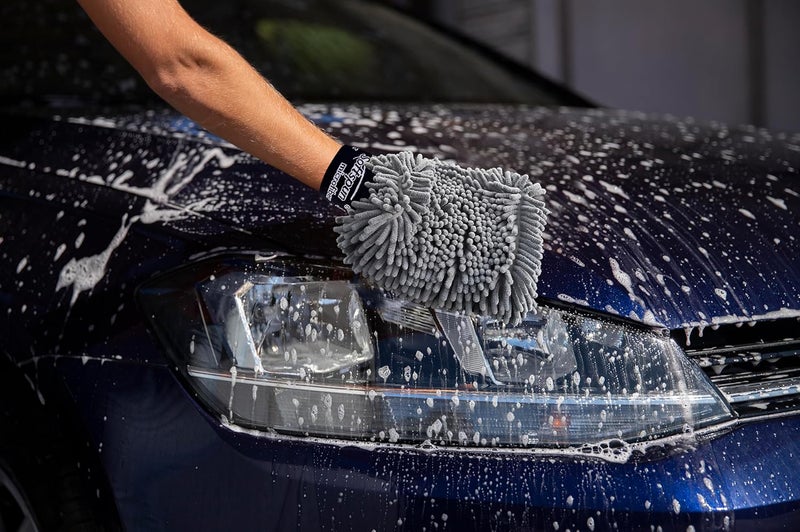 SOFTSPUN SOFTSPUN Microfiber Chenille & SingleSide Gloves 1700GSM & 2 Round & 2Square Polishing Pads with Towel 340GSM 3Piece Pack of 8 Combo Grey Multipurpose SuperAbsorbent and Perfect Car wash Cleaning kit.  - Image 5