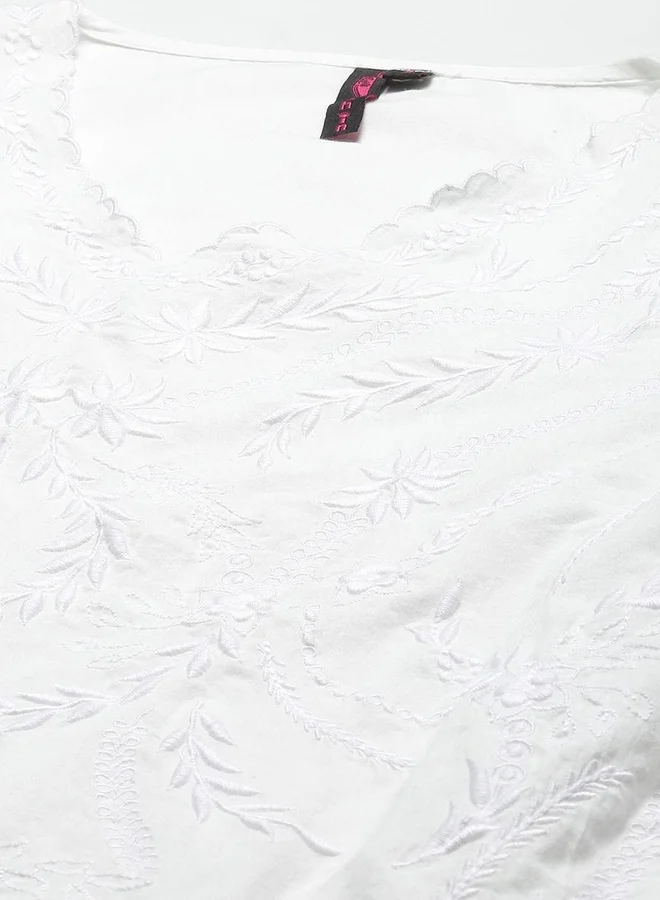 ISHIN ISHIN Women Cotton White Embroidered Top