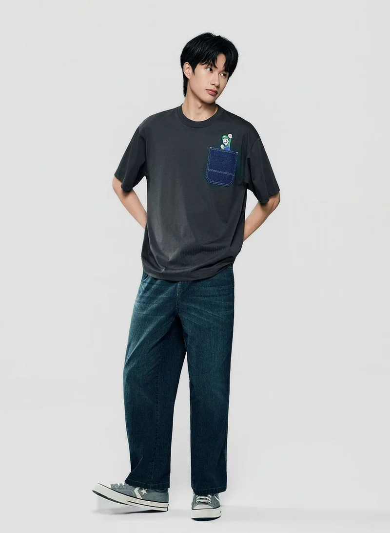 GIORDANO Men Relaxed Luigi Pocket Printed Tee
