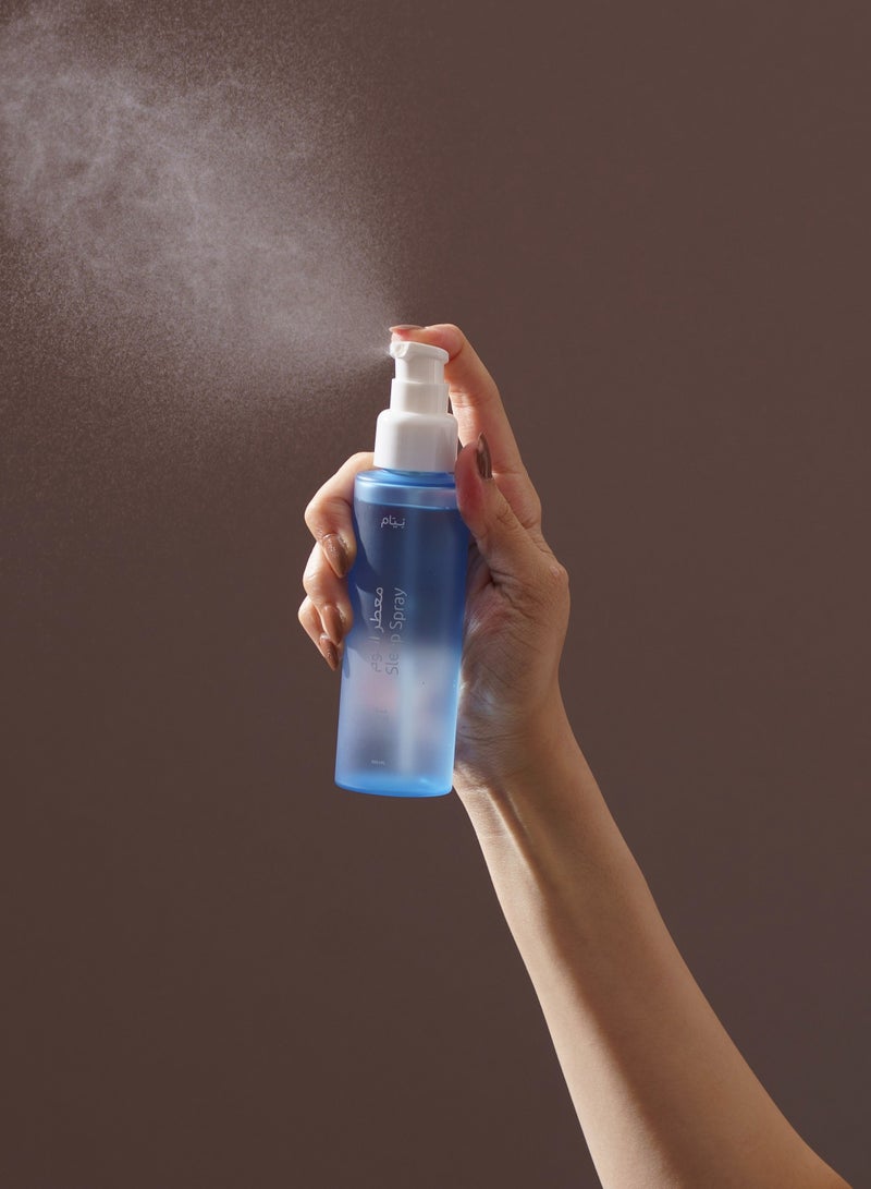 نيام معطر النوم من نيام بروائح طبيعية ومهدئة ( المسك) 100 مل للدخول في حالة الاسترخاء وتحسين جودة النوم، بخاخ مثالي للاستخدام اليومي على المخدة أو في غرفة النوم. - Image 2