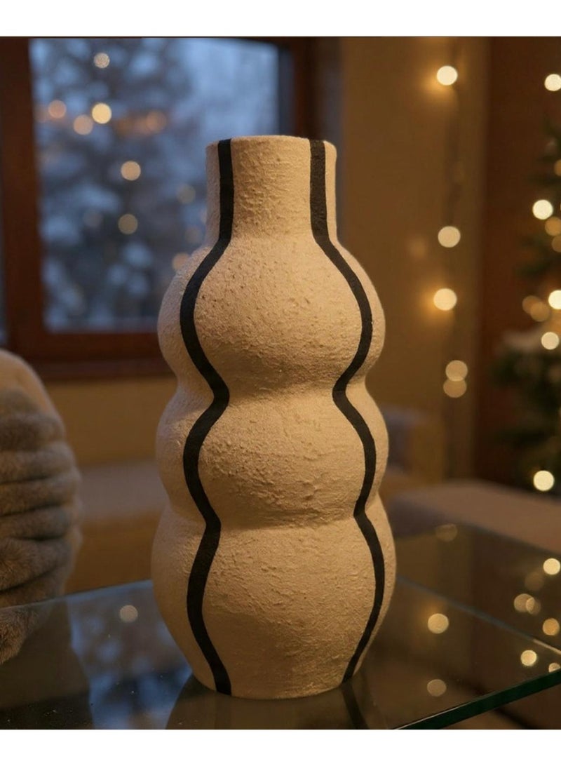 Modern Ceramic Decorative Vase with Black Lines – Elegant Home Decor Flower Vase