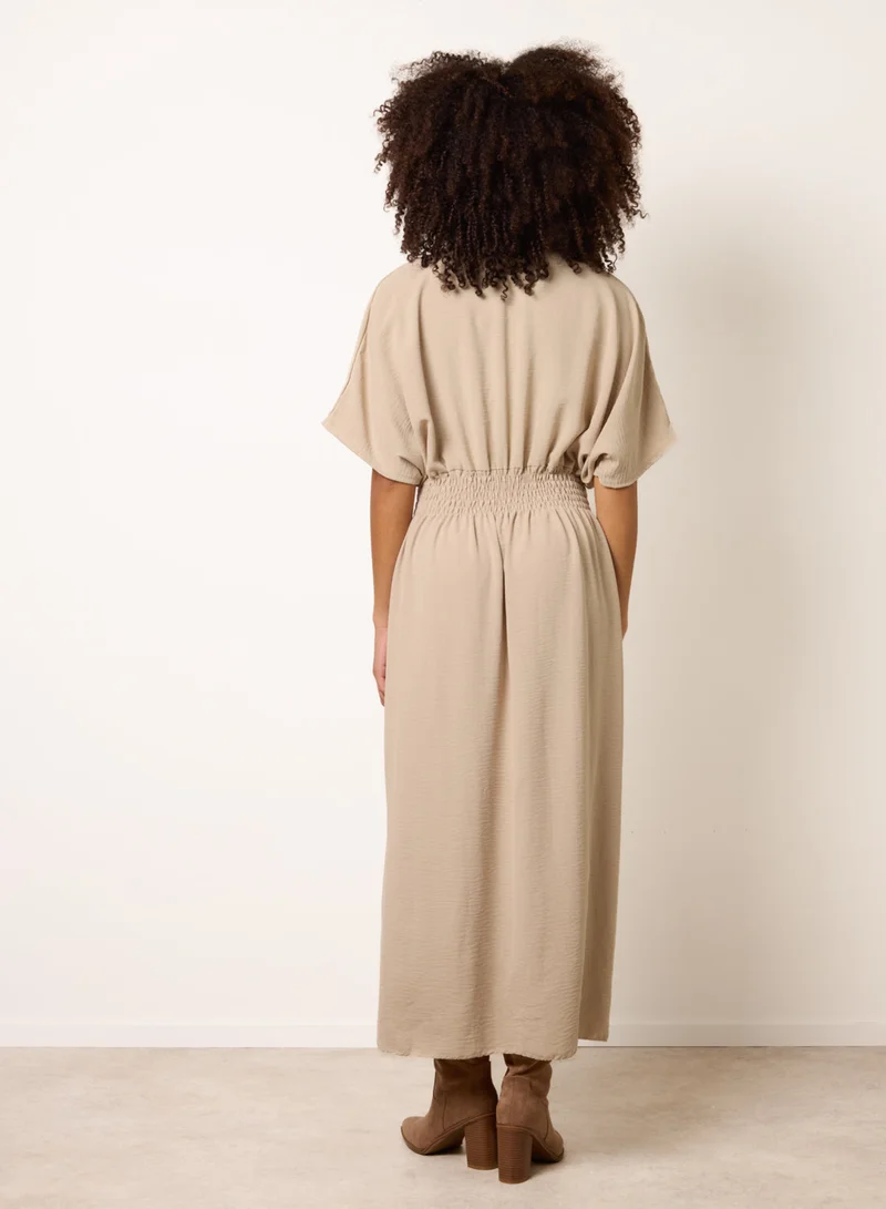 بلو فانيلا فستان بياقة على شكل حرف  وخصر مطاطي