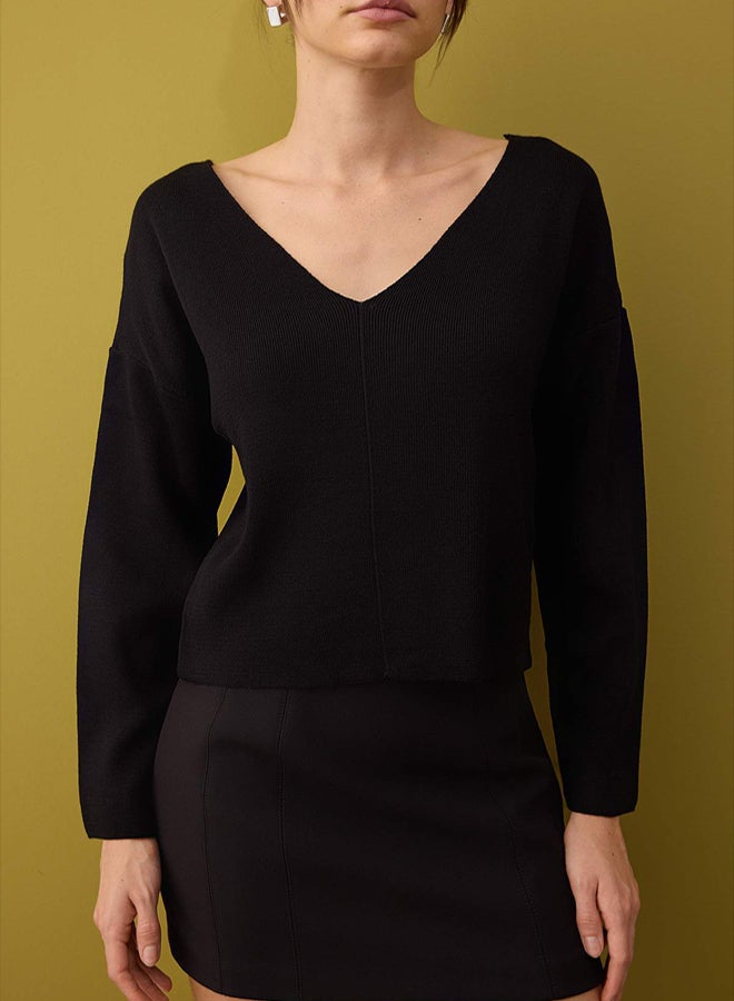 trendyol Black Premium Yarn/Special Yarn Corset Stitching Detail Knitwear Sweater - Image 3