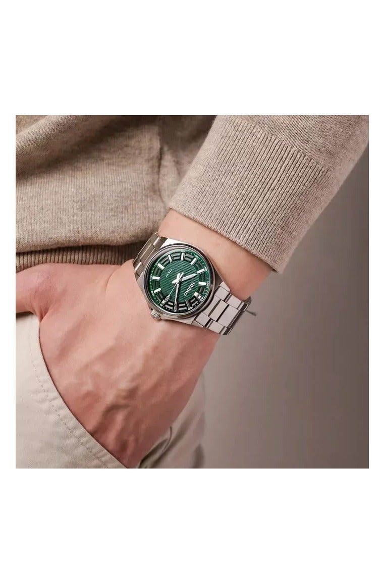 Seiko ساعة يد للرجال SUR503P كواتز كلاسيكية بقرص أخضر، سوار من الفولاذ المقاوم للصدأ، مقاومة للماء حتى 100 م - Image 3