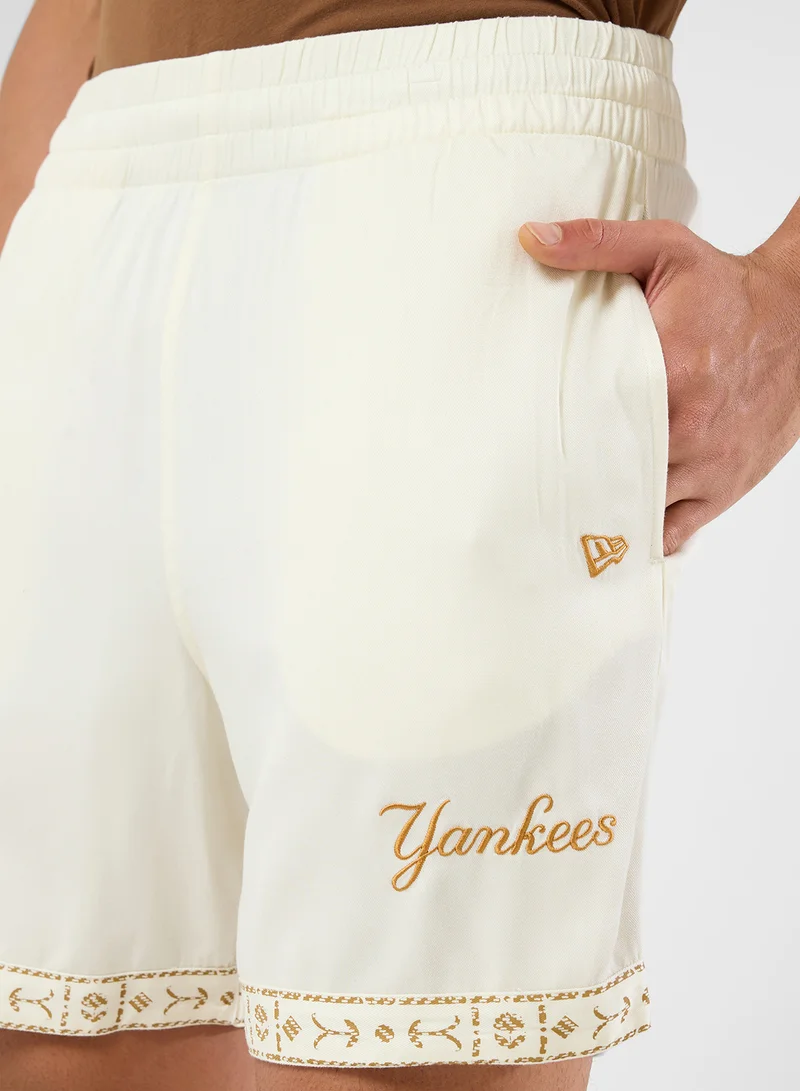 NEW ERA New York Yankees Shorts