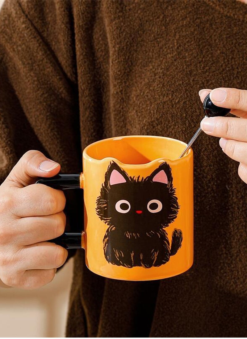 كوب سيراميك مع ملعقة، قطة سوداء صغيرة لطيفة، لمشروبات القهوة والشاي الباردة، آمنة للاستخدام في الميكروويف وغسالة الأطباق، 380 مل - Image 3