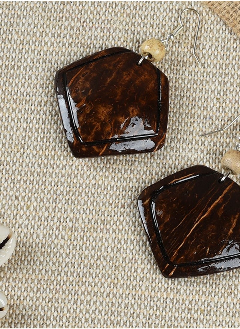 N & H Women's Handmade Coconut Shell Tribal Design Necklace with Matching Earrings Set  - Image 5