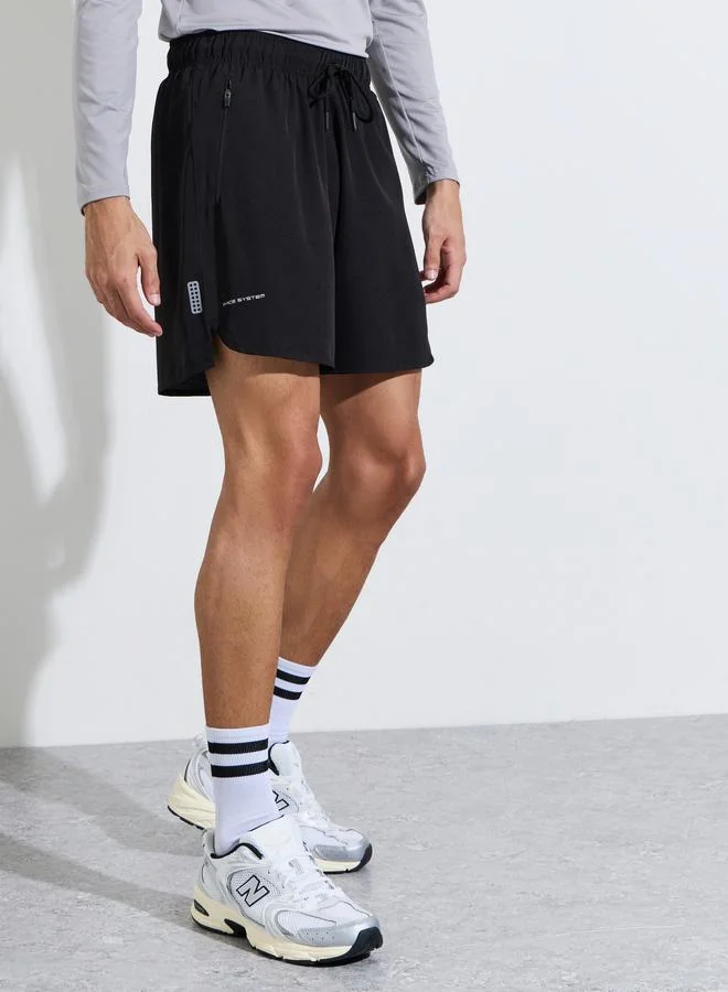 Styli  Black Solid Side Slit Regular Fit Running Shorts with Zipper Pocket for Men | Best Price UAE