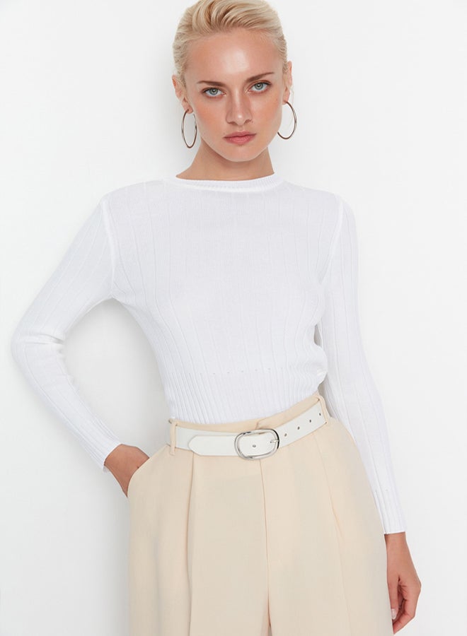 trendyol Basic Crew Neck Knitwear Sweater TWOAW23KZ01249 - Image 1