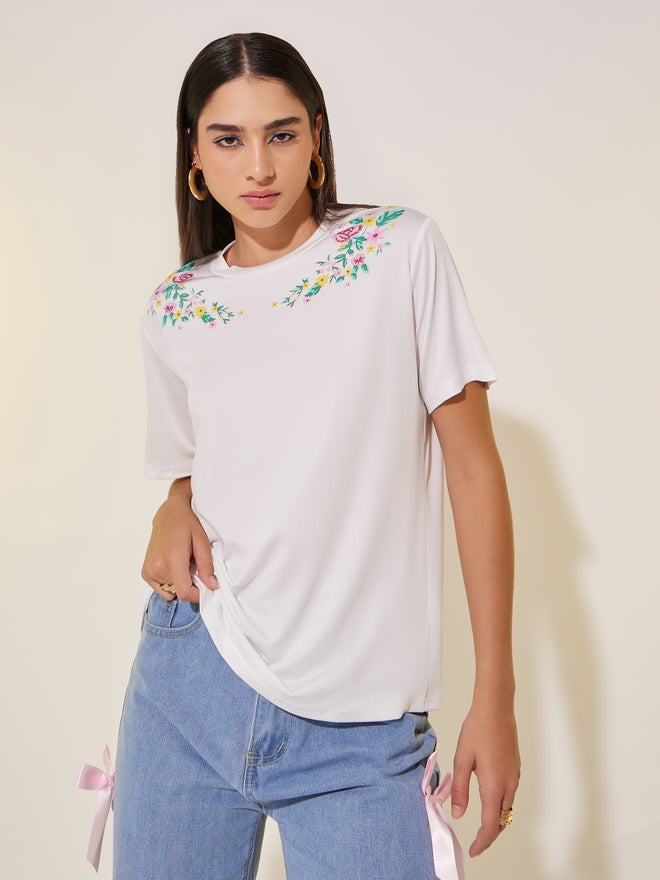 تايك تو تيشيرت برقبة دائرية بطبعة زهور - Image 3
