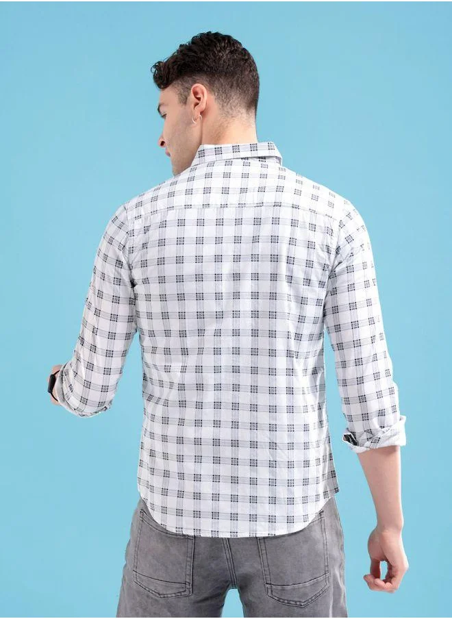 The Indian Garage Co Men Slim Fit Checkered Full Sleeves Spread Collar Casual Shirt