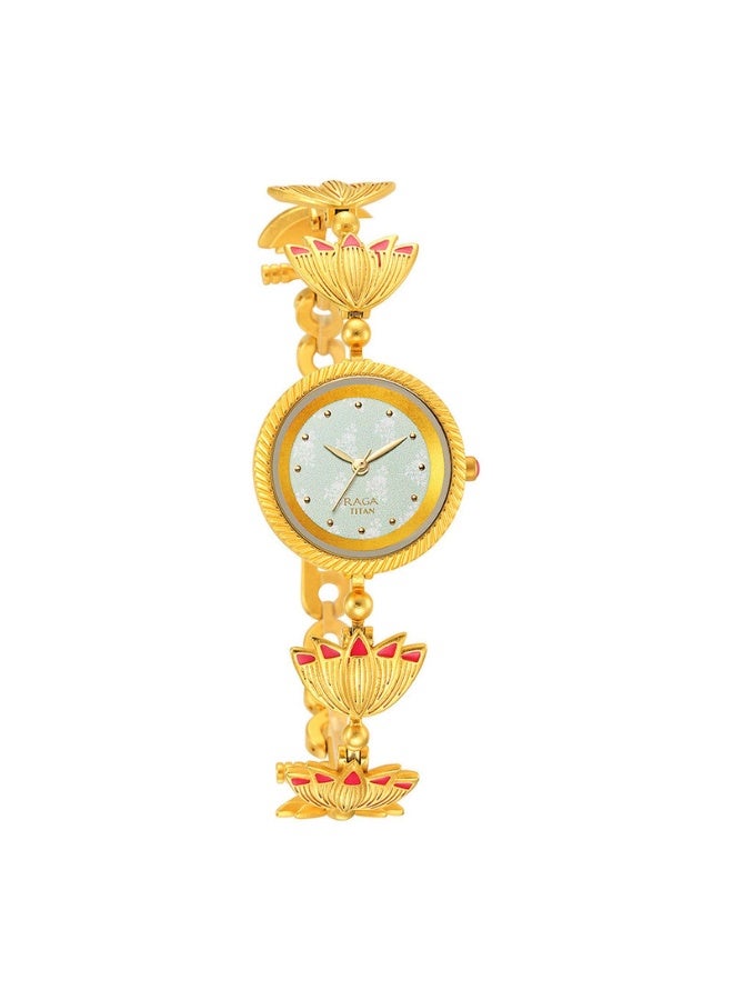 TITAN ساعة رجا أنالوج للنساء 95174YM01 – قرص أبيض، حزام من الفولاذ المقاوم للصدأ بلون الذهب، حركة كوارتز، مقاومة للماء حتى 30م، ساعة أنيقة وجاهزة كهدية - Image 2