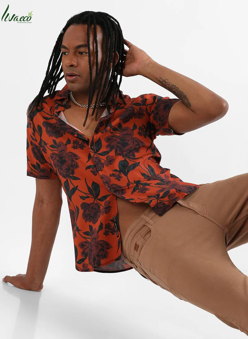 كامبوس سوترا Campus Sutra Men's Burnt Orange Floral Bloom Shirt For Casual Wear | Made With Eco-Liva Fabric | Spread Collar | Short Sleeve | Button Closure | Rayon Shirt Crafted With Comfort Fit For Everyday Wear