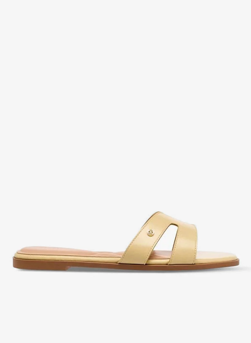 سيليست Women Cut-Out Detail Flat Sandals